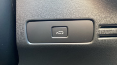 Volvo XC40 2.0 B3P Core 5dr Auto Petrol Estate